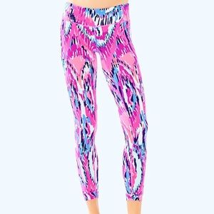 26" Luxletic Caille Weekender Legging